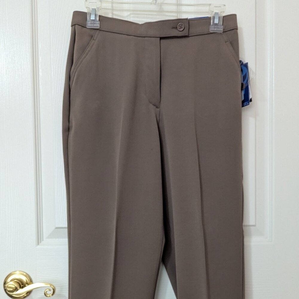 INVESTMENT Petites Slacks; 6p R- NWT Madison Avenue fit